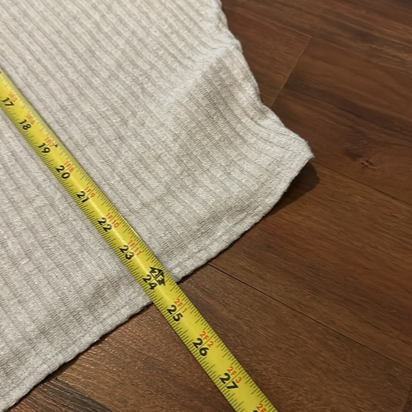 Urban Outfitters Silence & Noise Mock Neck Sweater, Bat Wing, Pullover Medium - Picture 10 of 10